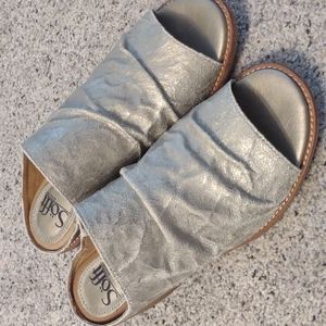 Never worn. Sofft leather slides.
